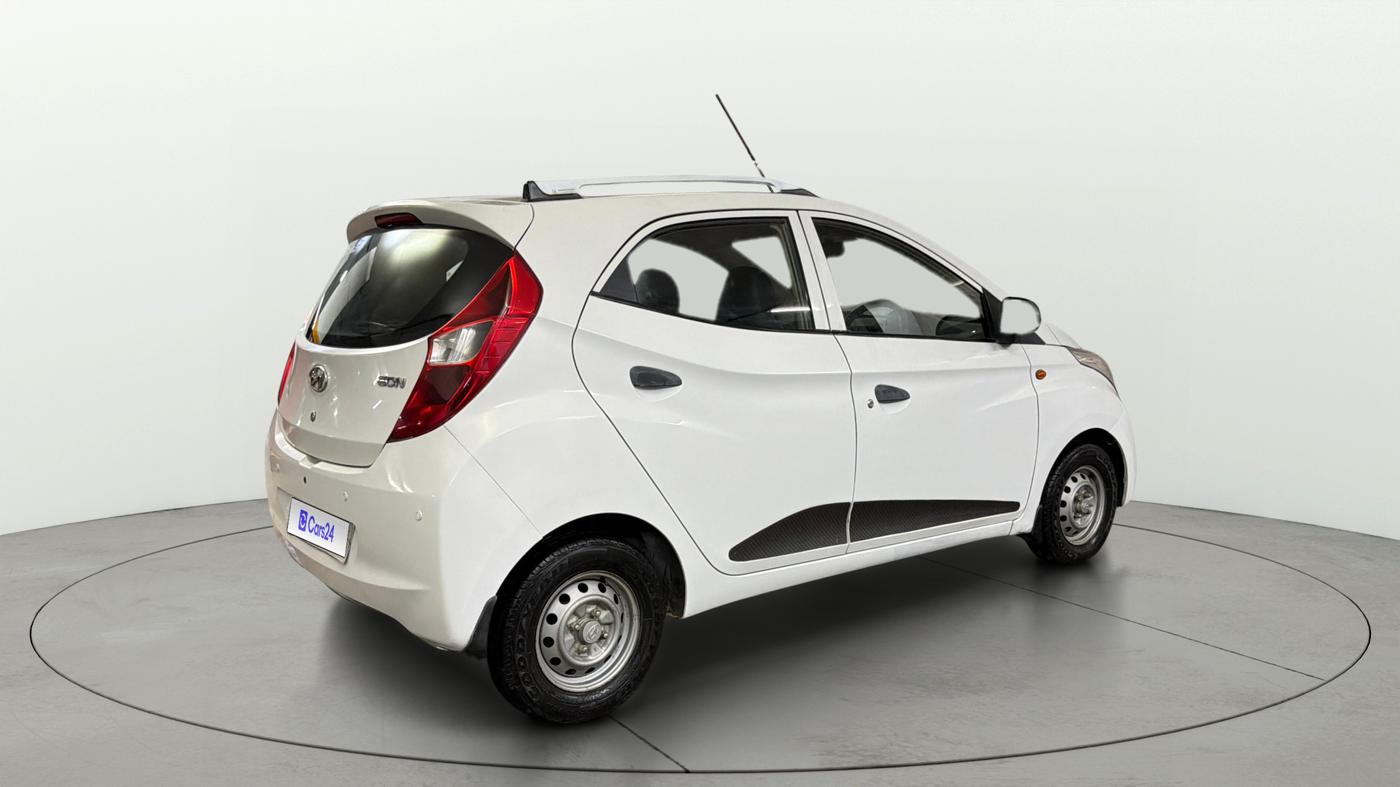 2017 Hyundai Eon ERA + SE, Petrol, Manual, 83,628 km, Right Back Diagonal