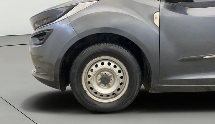 2021 Tata ALTROZ XE DIESEL, Diesel, Manual, 37,790 km, Left Front Wheel