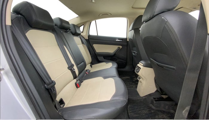 2022 Skoda SLAVIA STYLE 1.5L TSI DSG, Petrol, Automatic, 70,942 km, Right Side Rear Door Cabin