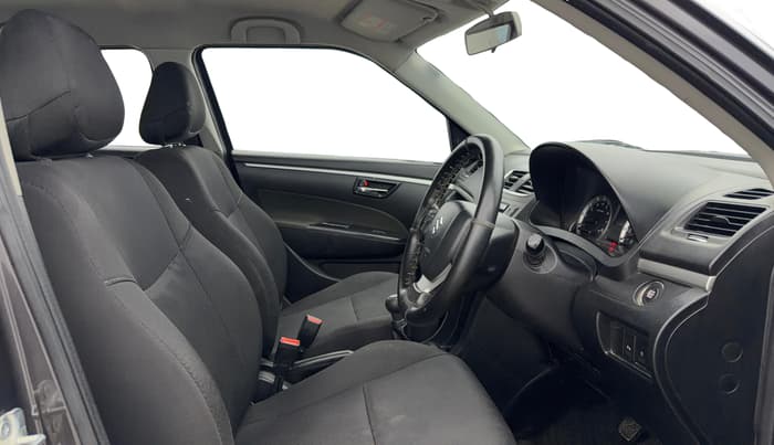 2015 Maruti Swift ZXI, Petrol, Manual, 88,899 km, Right Side Front Door Cabin