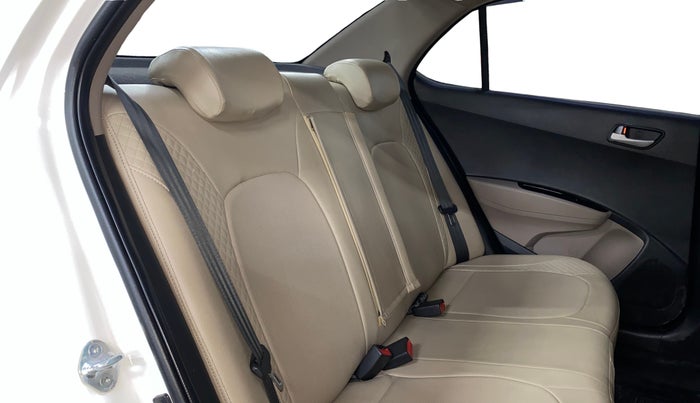 2015 Hyundai Xcent SX 1.2, Petrol, Manual, 62,843 km, Right Side Rear Door Cabin