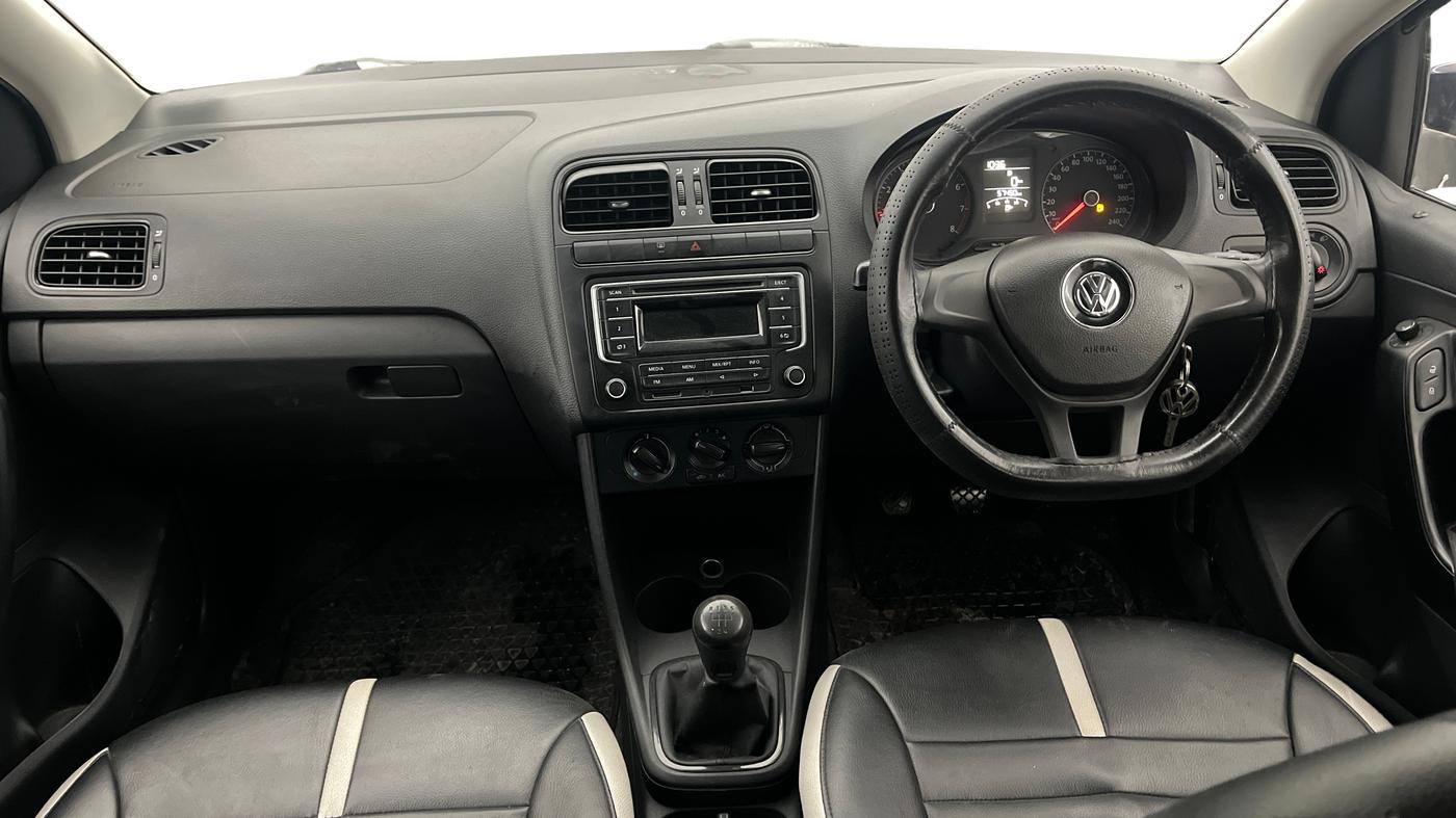 2015 Volkswagen Polo COMFORTLINE 1.2L, Petrol, Manual, 57,450 km, Dashboard