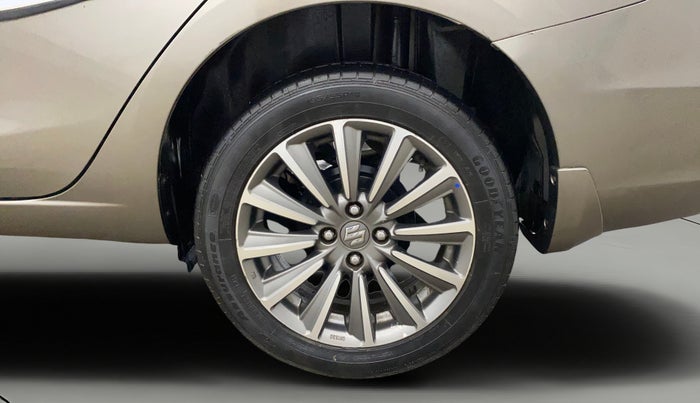 2019 Maruti Ciaz ALPHA  AT 1.5 SHVS PETROL, Petrol, Automatic, 35,780 km, Left Rear Wheel