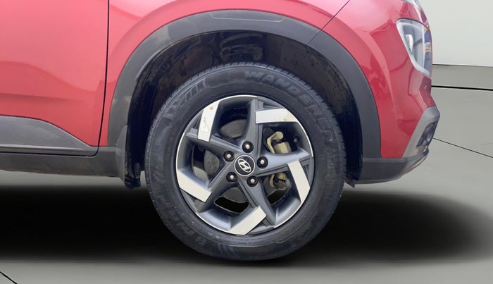 2021 Hyundai VENUE SX 1.5 CRDI, Diesel, Manual, 50,645 km, Right Front Wheel