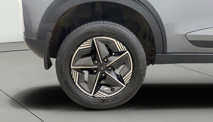 2023 Tata NEXON CREATIVE+ AMT 1.2 PETROL, Petrol, Automatic, 22,515 km, Right Rear Wheel