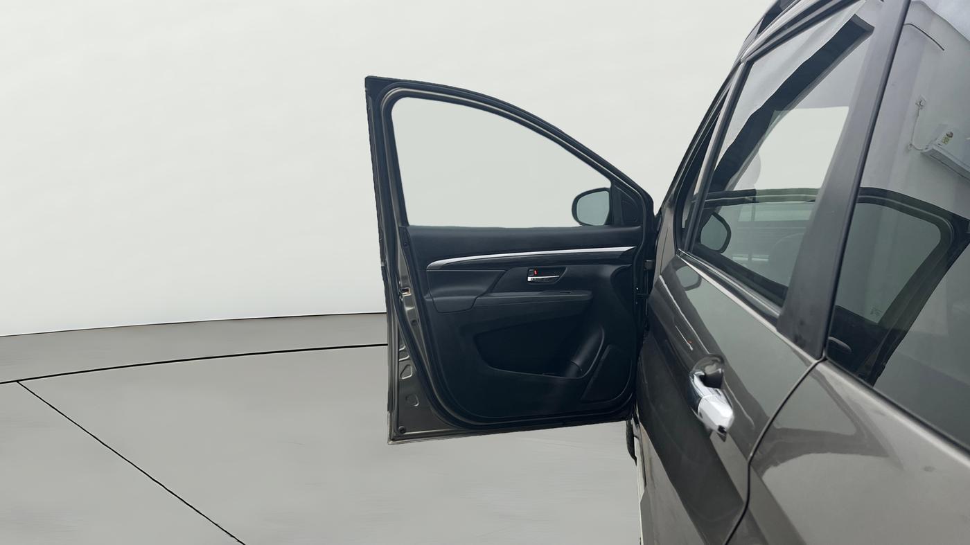 2022 Maruti XL6 ALPHA MT, Petrol, Manual, 70,450 km, LHS Front Door