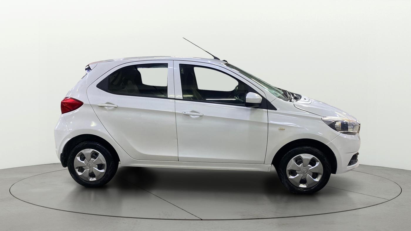 2019 Tata Tiago XT PETROL, Petrol, Manual, 1,08,114 km, Right Side View
