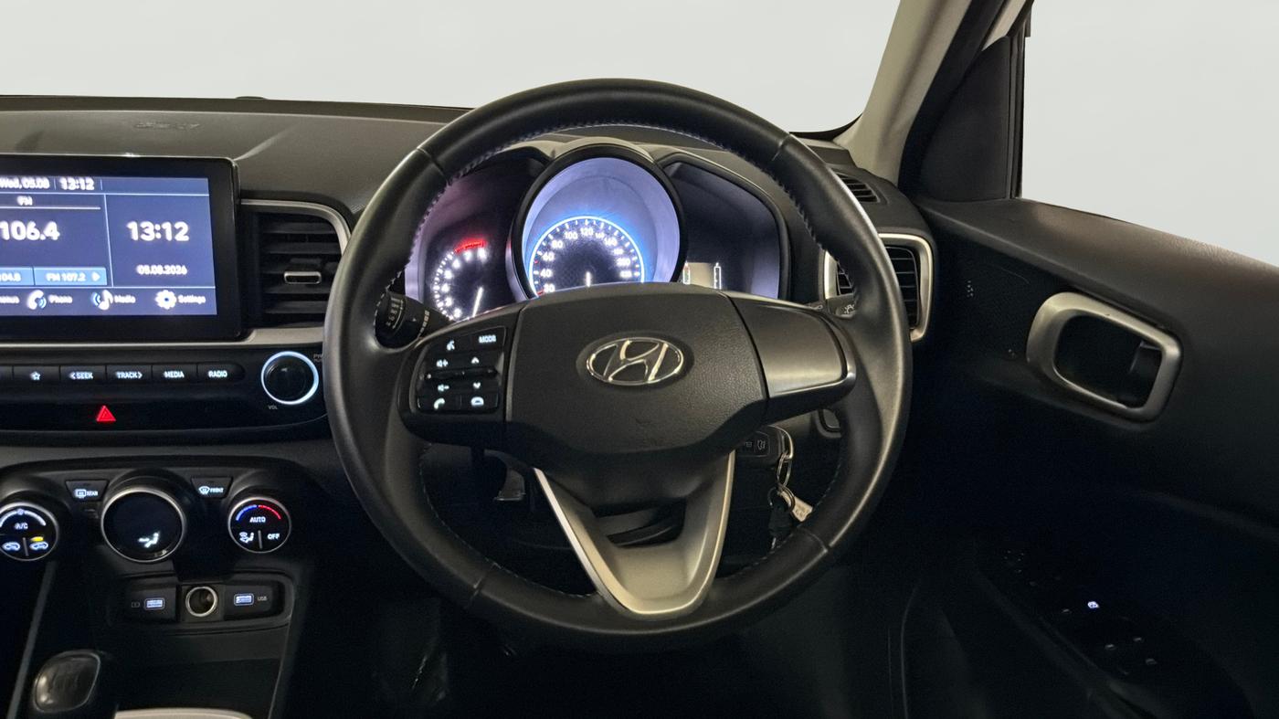 2021 Hyundai VENUE S+ 1.2, Petrol, Manual, 16,336 km, Steering Wheel Close Up