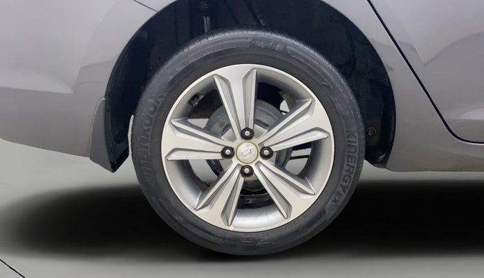 2019 Hyundai Verna 1.6 VTVT SX O, Petrol, Manual, 48,411 km, Right Rear Wheel