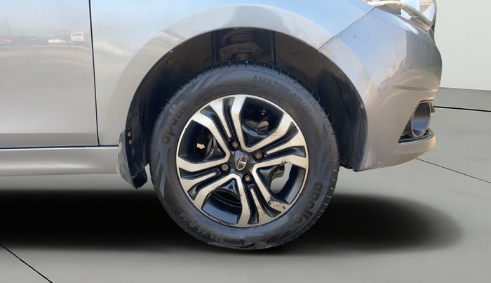 2019 Tata Tiago XZ PETROL, CNG, Manual, 1,13,117 km, Right Front Wheel