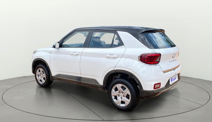 2022 Hyundai VENUE E 1.2, Petrol, Manual, 30,338 km, Left Back Diagonal