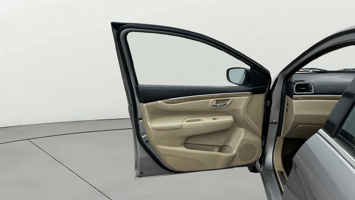 2019 Maruti Ciaz ALPHA 1.5 SHVS PETROL, Petrol, Manual, 87,857 km, LHS Front Door