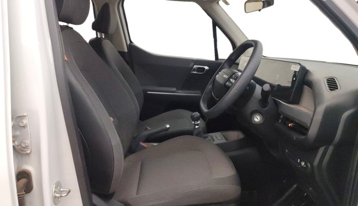 2025 KIA SYROS HTK (O) 1.0 Turbo 6MT, Petrol, Manual, 7,884 km, Right Side Front Door Cabin