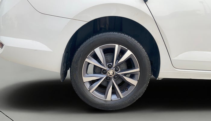 2022 Skoda SLAVIA STYLE 1.0L TSI MT, Petrol, Manual, 51,064 km, Right Rear Wheel