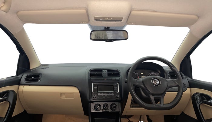 2016 Volkswagen Ameo COMFORTLINE 1.2L, Petrol, Manual, 47,745 km, Dashboard