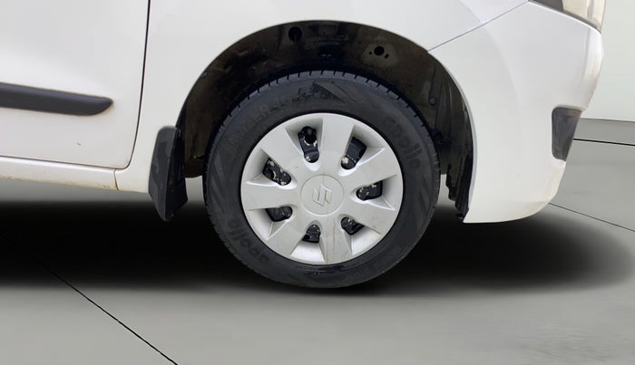 2013 Maruti Wagon R 1.0 LXI, Petrol, Manual, 68,260 km, Right Front Wheel