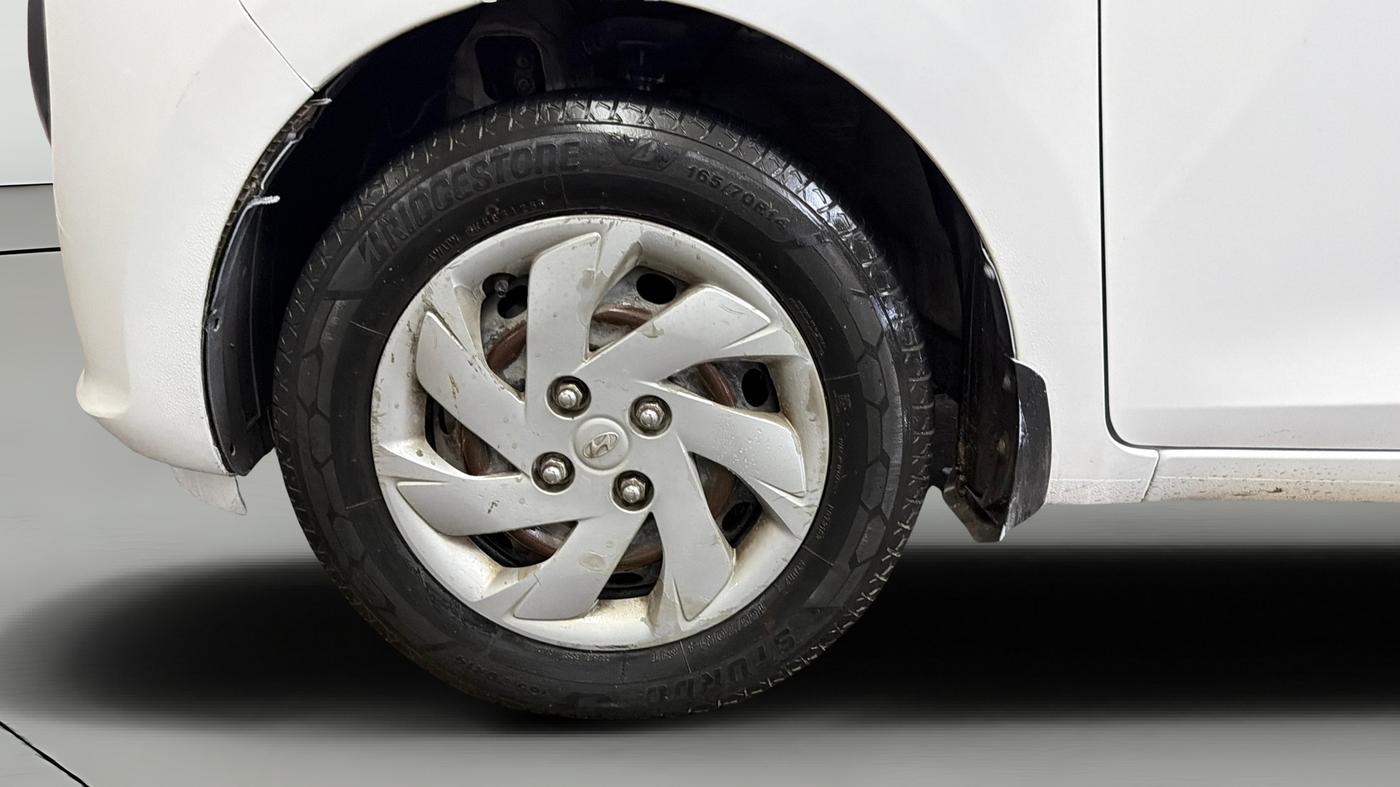 2019 Hyundai NEW SANTRO SPORTZ CNG, CNG, Manual, 79,405 km, Left Front Wheel