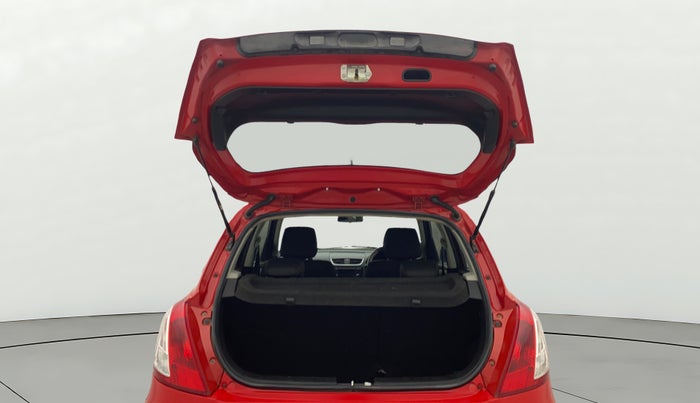 2015 Maruti Swift VXI, Petrol, Manual, 76,694 km, Boot Door Open