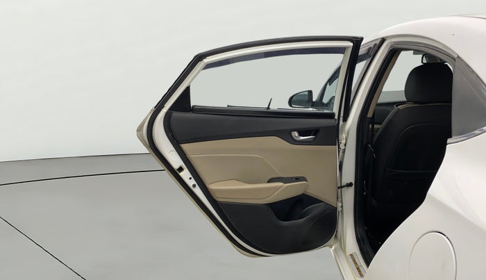 2019 Hyundai Verna 1.6 VTVT SX (O) AT, Petrol, Automatic, 98,649 km, LHS Rear Door