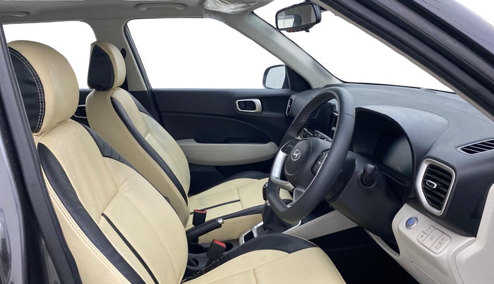 2024 Hyundai VENUE SX 1.2 PETROL, Petrol, Manual, 7,699 km, Right Side Front Door Cabin