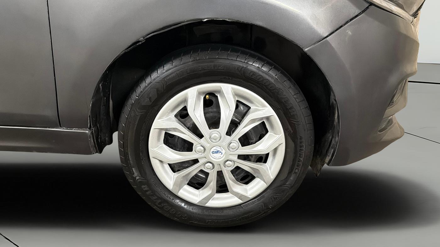 2022 Tata Tiago XT CNG, CNG, Manual, 51,068 km, Right Front Wheel