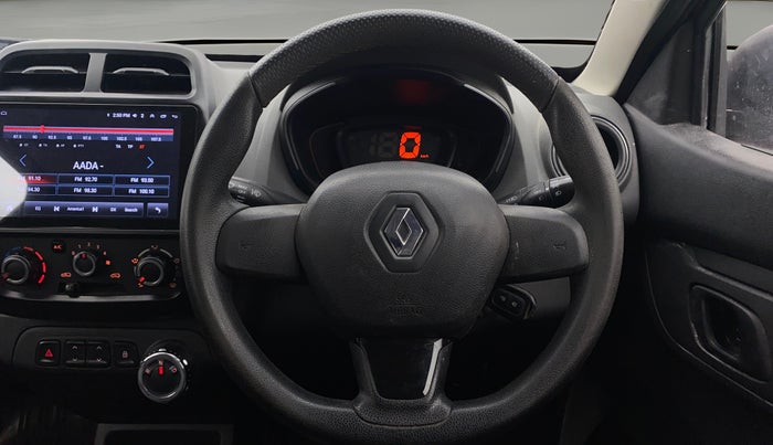 2017 Renault Kwid RXT 1.0 AMT, Petrol, Automatic, 70,086 km, Steering Wheel Close Up