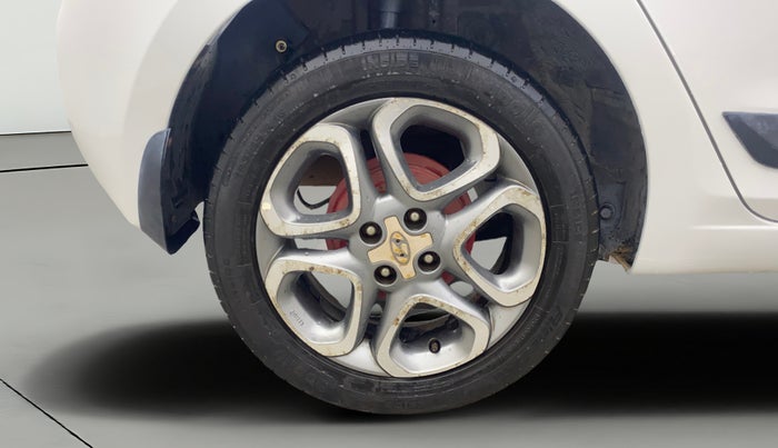 2018 Hyundai Elite i20 ASTA 1.2 (O), Petrol, Manual, 95,768 km, Right Rear Wheel