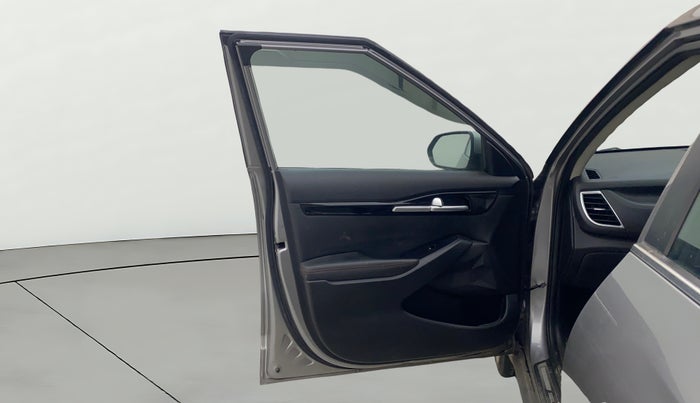 2019 KIA SELTOS GTX 1.4 PETROL, Petrol, Manual, 28,230 km, LHS Front Door