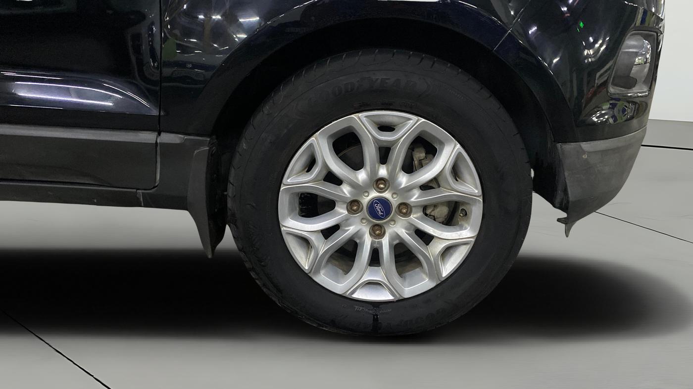 2014 Ford Ecosport TITANIUM 1.5L PETROL AT, Petrol, Automatic, 74,800 km, Right Front Wheel
