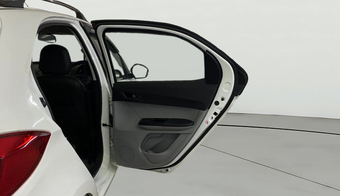 2024 Tata Tiago XT (O) PETROL, Petrol, Manual, 5,545 km, RHS Rear Door