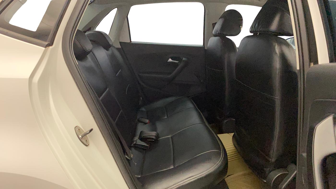 2017 Volkswagen Ameo TRENDLINE 1.2L, Petrol, Manual, 72,579 km, Right Side Rear Door Cabin