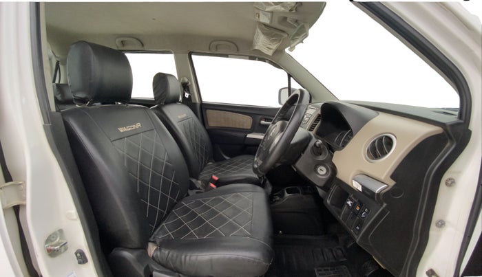2014 Maruti Wagon R 1.0 VXI, CNG, Manual, 81,377 km, Right Side Front Door Cabin