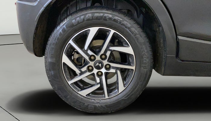 2023 Mahindra XUV300 W8 1.2 PETROL, Petrol, Manual, 59,860 km, Right Rear Wheel