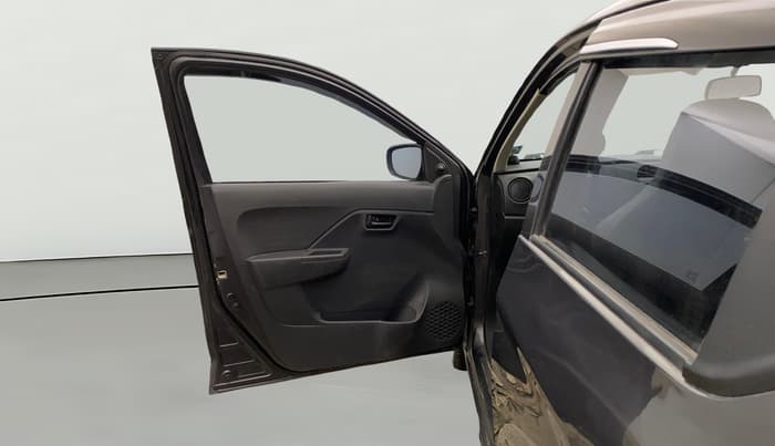 2023 Maruti Alto K10 VXI, Petrol, Manual, 27,998 km, LHS Front Door