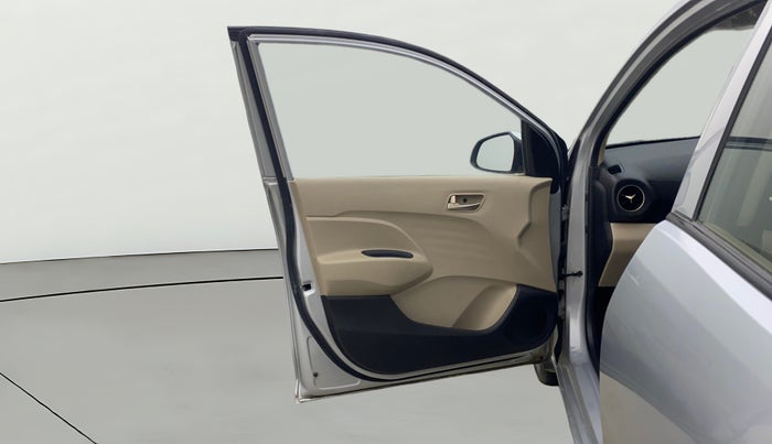 2019 Hyundai NEW SANTRO ASTA MT, Petrol, Manual, 14,964 km, LHS Front Door