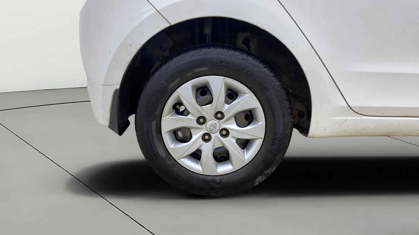 2018 Hyundai Elite i20 SPORTZ 1.2, Petrol, Manual, 33,264 km, Right Rear Wheel