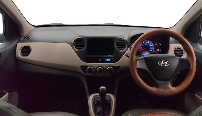 2014 Hyundai Grand i10 MAGNA 1.2 KAPPA VTVT, Petrol, Manual, 1,04,591 km, Dashboard