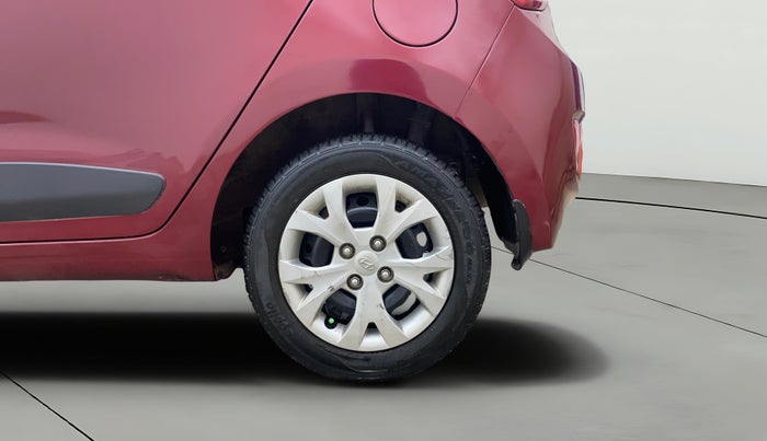 2016 Hyundai Grand i10 SPORTZ 1.2 KAPPA VTVT, Petrol, Manual, 28,348 km, Left Rear Wheel