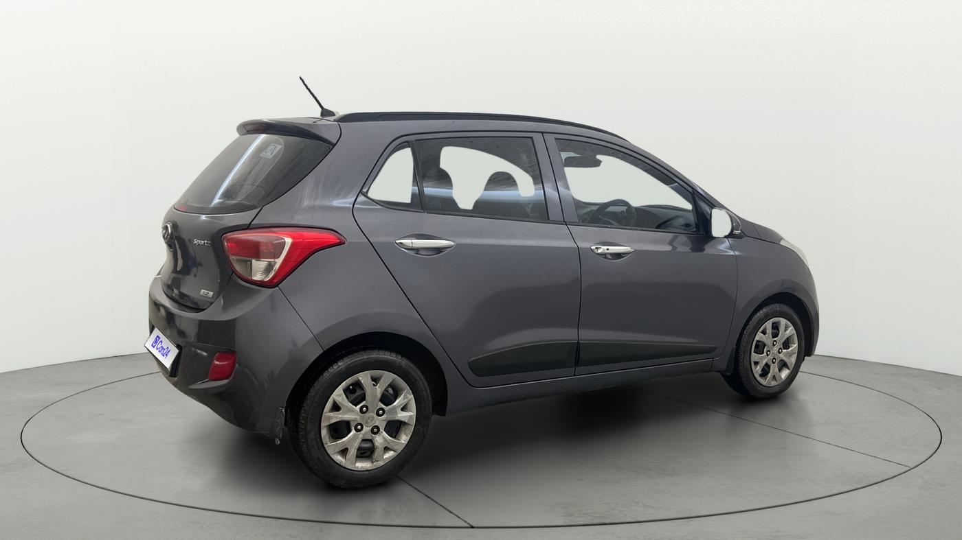 2015 Hyundai Grand i10 SPORTZ 1.2 KAPPA VTVT, Petrol, Manual, 1,13,358 km, Right Back Diagonal