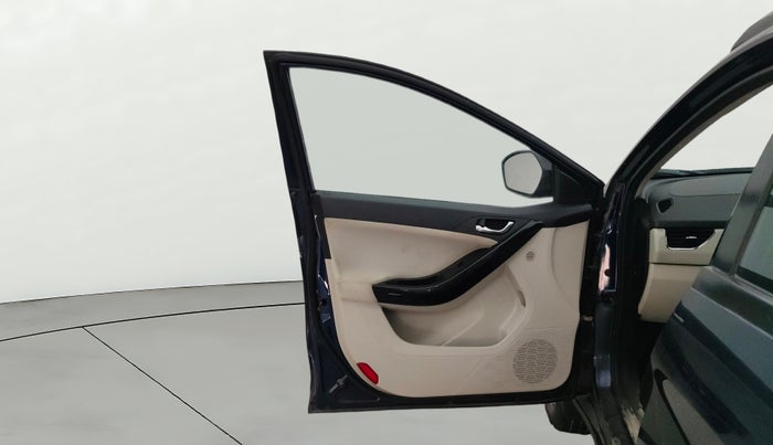 2023 Tata NEXON XZ PLUS DIESEL SUNROOF, Diesel, Manual, 60,862 km, LHS Front Door