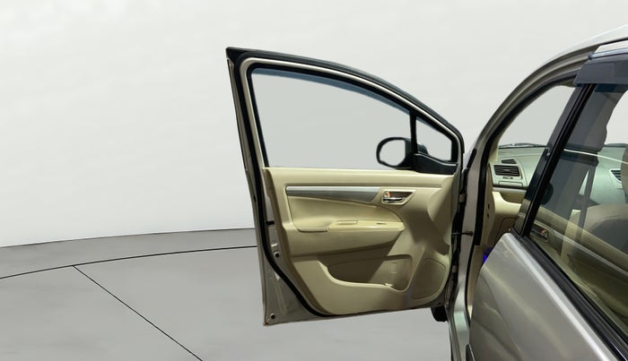 2016 Maruti Ertiga ZDI + SHVS, Diesel, Manual, 96,450 km, LHS Front Door