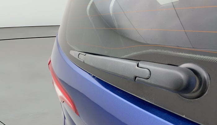 2021 Renault TRIBER RXZ AMT DUAL TONE, Petrol, Automatic, 24,825 km, Rear Wiper