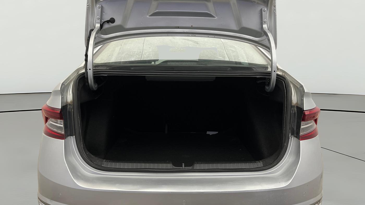 2022 Skoda SLAVIA STYLE 1.0L TSI MT, Petrol, Manual, 68,299 km, Boot Open Zoomed View