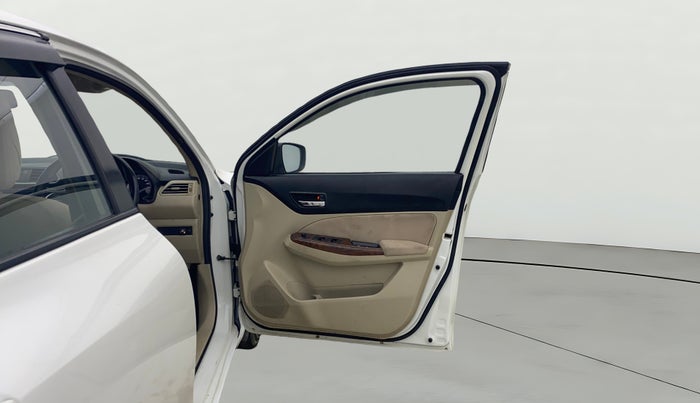 2018 Maruti Dzire VXI AMT, CNG, Automatic, 1,46,610 km, RHS Front Door