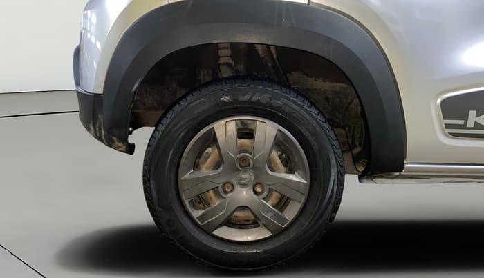 2018 Renault Kwid RXT 1.0 AMT (O), Petrol, Automatic, 46,840 km, Right Rear Wheel