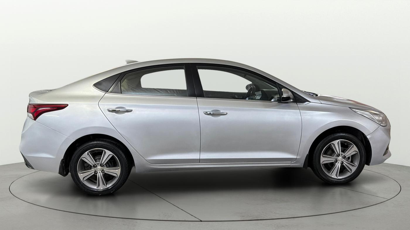2018 Hyundai Verna 1.6 VTVT SX (O) AT, Petrol, Automatic, 77,987 km, Right Side View