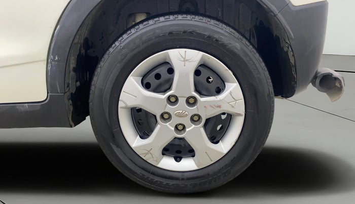 2021 Mahindra XUV300 W6 1.2 PETROL AMT, Petrol, Automatic, 81,586 km, Left Rear Wheel