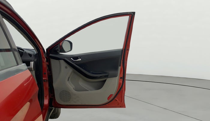 2019 Tata NEXON XZA PLUS PETROL DUAL TONE, Petrol, Automatic, 81,250 km, RHS Front Door