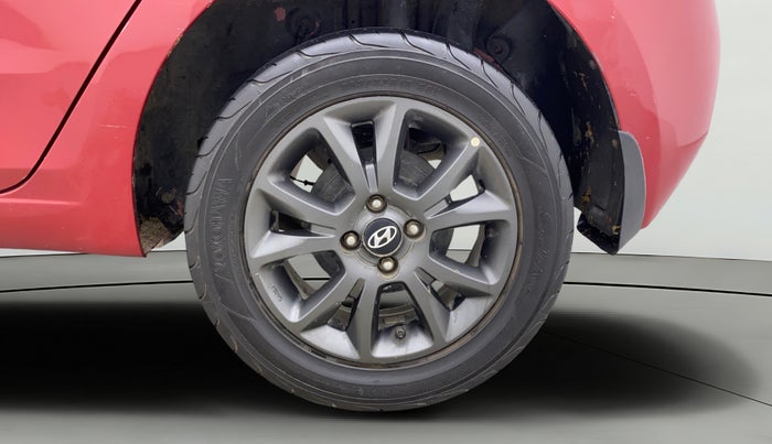 2019 Hyundai Elite i20 SPORTZ PLUS 1.4 CRDI, Diesel, Manual, 79,723 km, Left Rear Wheel