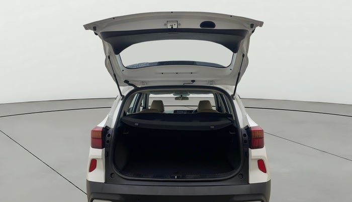 2020 KIA SELTOS HTK PLUS 1.5, Petrol, Manual, 23,014 km, Boot Open Zoomed View